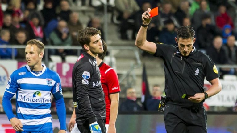 Eredivisie: AZ e PSV incontenibili, pari per Feyenoord e Vitesse