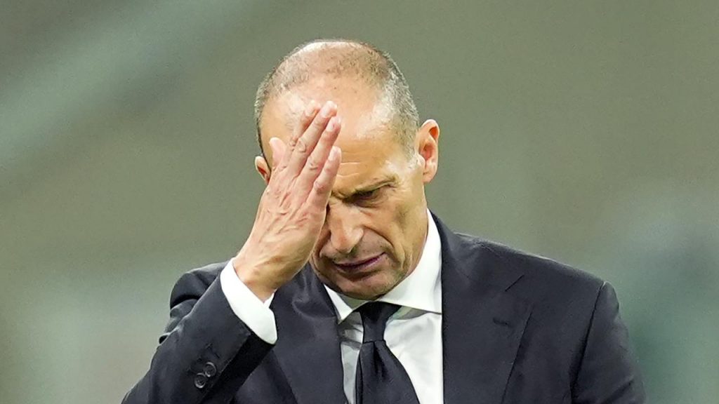 QUESTO È STALKING: Max Allegri, terribile denuncia | Rischia diversi anni di carcere