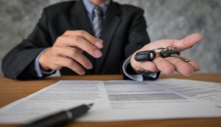 Come preparare l’auto usata per il passaggio di proprietà
