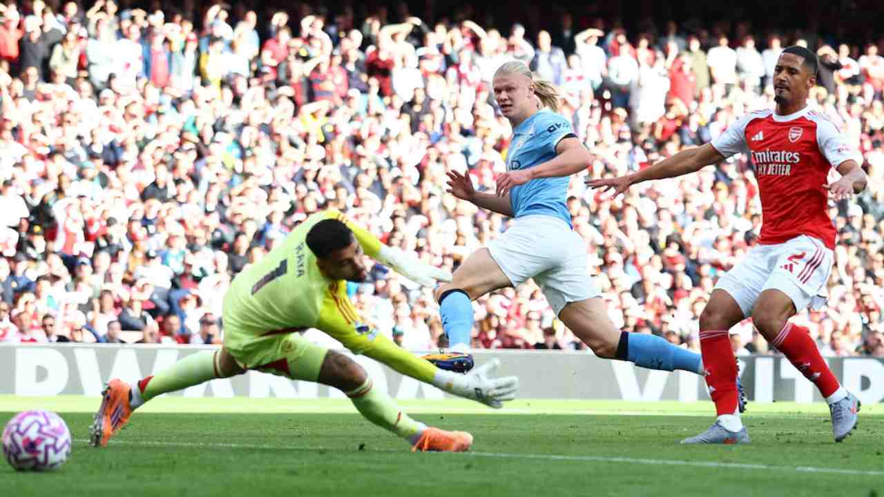 Premier League, 1-1 nel big match tra Arsenal e M.City | Prove di fuga per il Liverpool