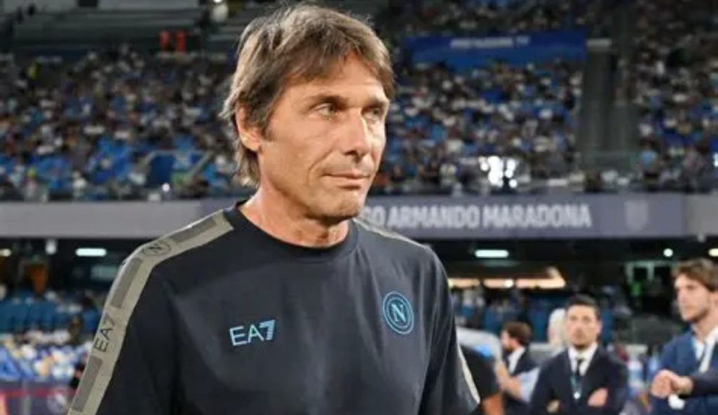 Conte ha la testa altrove: si è stancato del Napoli | Lo ha già comunicato alla squadra