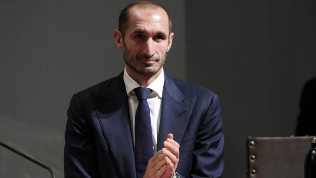 Juve, così sarai imbattibile: super colpo in dirigenza per i bianconeri | Chiellini lo porta alla Continassa