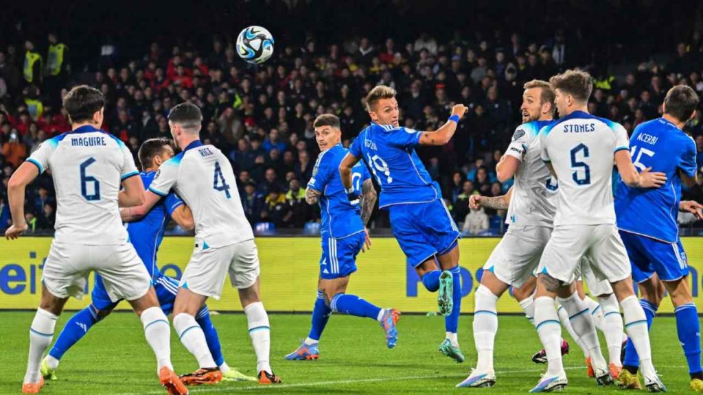 I calciatori della nazionale si odiano tra loro: una talpa ha rivelato tutto | “Non siamo una squadra”