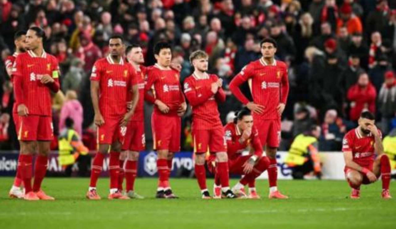 Premier League, più spendi e più perdi: 500 milioni di euro non bastano, Liverpool in caduta libera