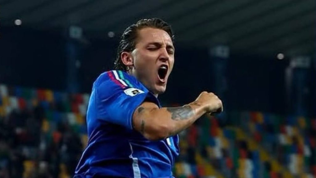 L’Italia blinda i playoff Mondiali, 3-0 a Israele: Retegui trascinatore | Clima teso a Udine