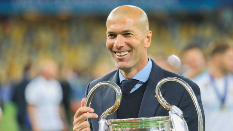 Zidane spiazza tutti: la sua nuova panchina sarà proprio questa | Manca solo l’annuncio ufficiale